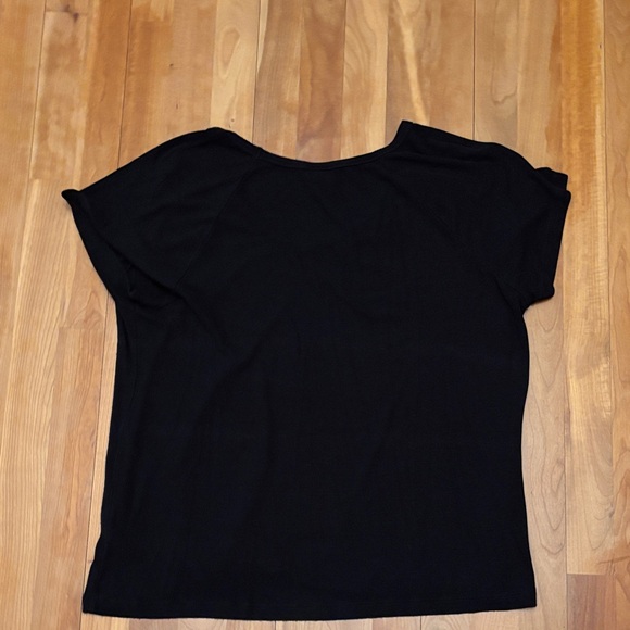 CAbi Women's Elegant Black Short Sleeve Top - Picture 6 of 6